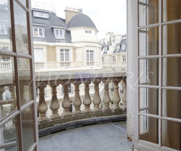 27488038371_eb764aea76_o