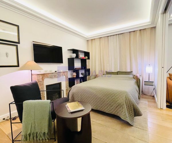 Josiane - 2025-06-12 19.38.26 (1)